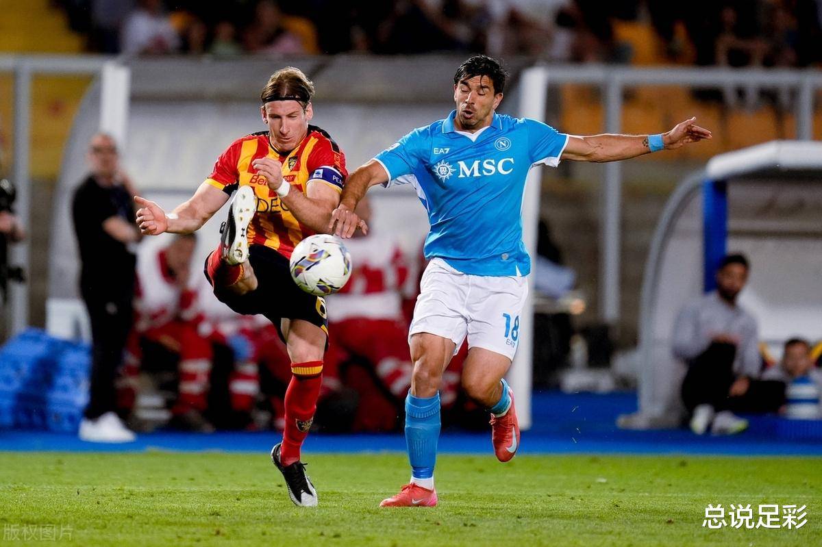 关于那不勒斯豪取主场三分，追赶领头羊的信息